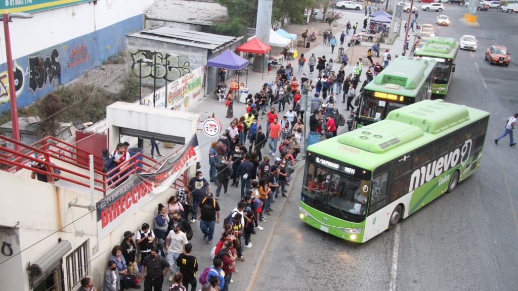 Transporte público de NL es calificado como uno de los peores en el país.