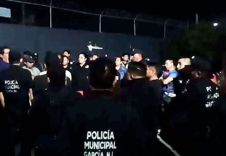 Policias-protestan-contra-sembrado-pruebas