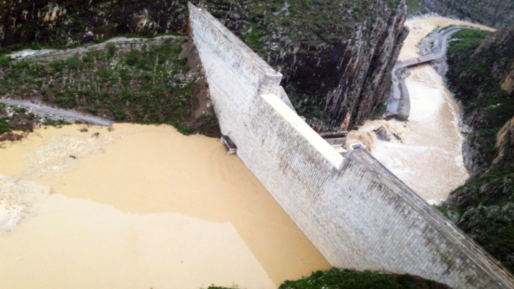 La Presa Rompepicos es la única obra autorizada para construirse en el Río Santa Catarina.