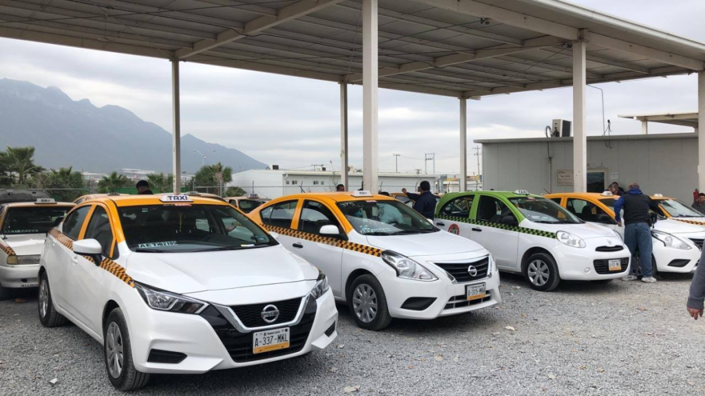 Proponen aumentar pasaje de taxis.