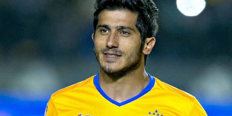 Damián Álvarez Visita A Tigres Rumbo A Clásico 141