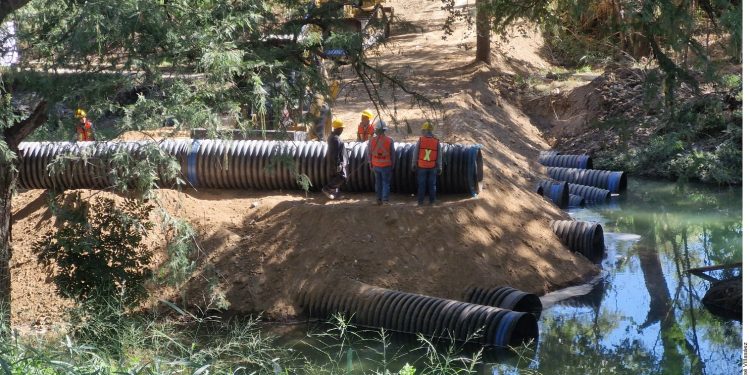 Tapan-Río-La-Silla-obra-sin-permisos-medio-ambiente-Parque-Fundidora-vecinos-de-Guadalupe-Capullos-Conagua