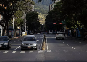 Nicolás-Maduro-Caracas-calles-vacías