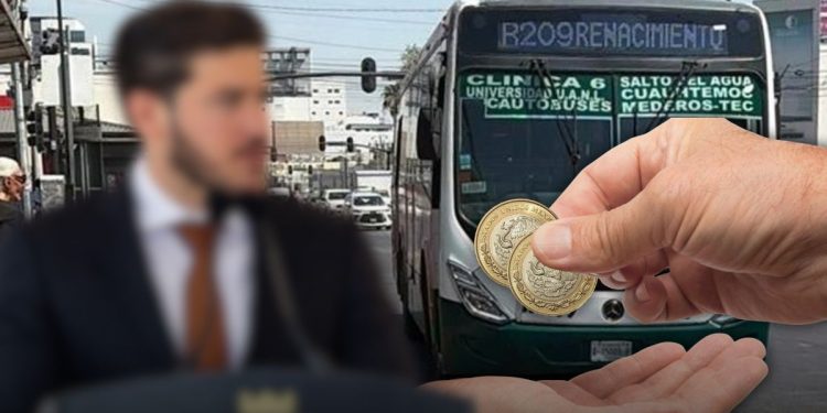 CODIGO REGIO Camiones cada día más caros y más deficientes. Pagamos 17 pesos y los camiones nunca llegan