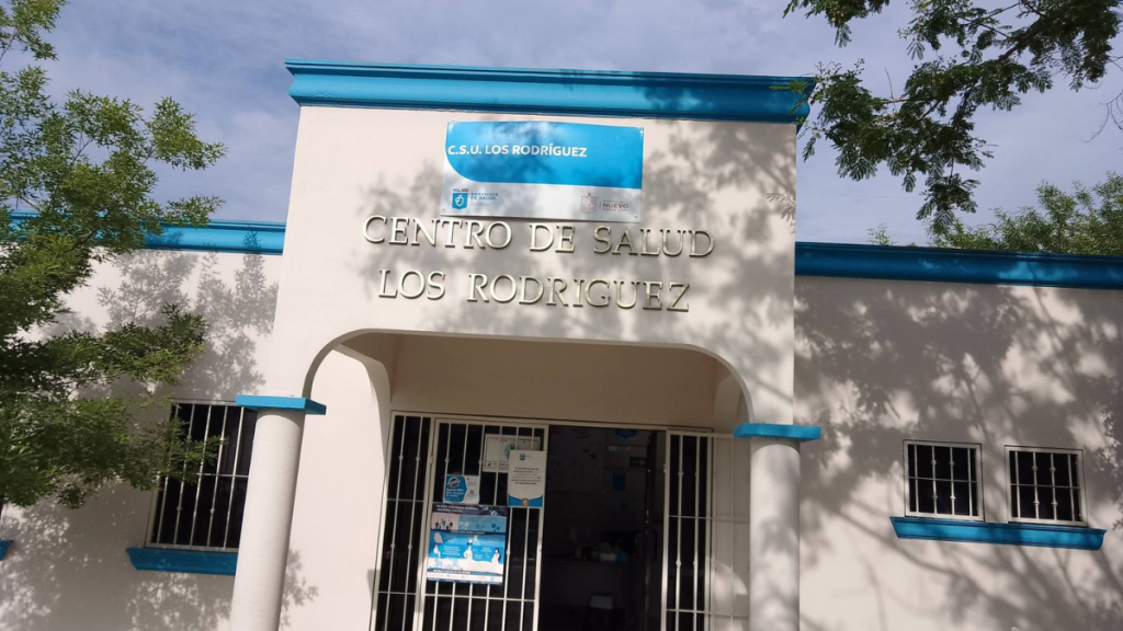 las clínicas de Santiago cierran por la crisis de salud