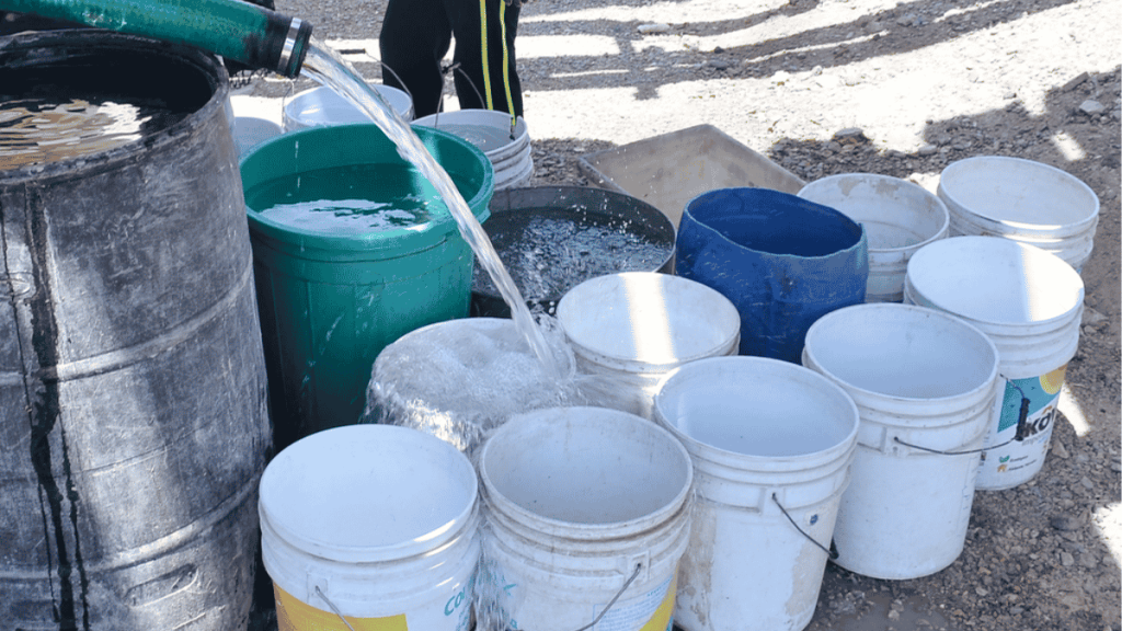 quejas por aumento del agua en Nuevo León y transporte en Nuevo León