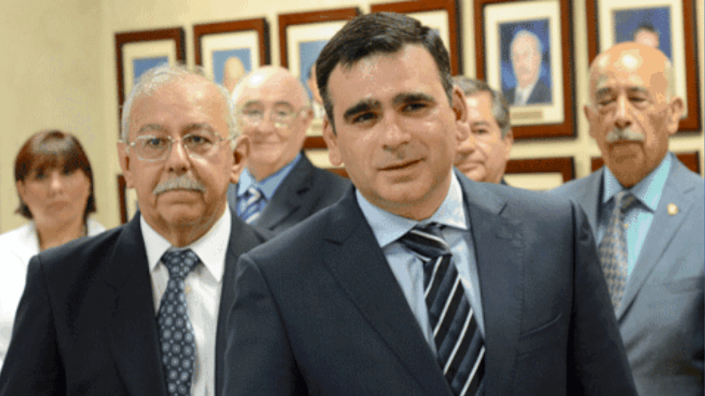 Samuel García en la UANL y su relación con el Rector de la UANL - Código Regio