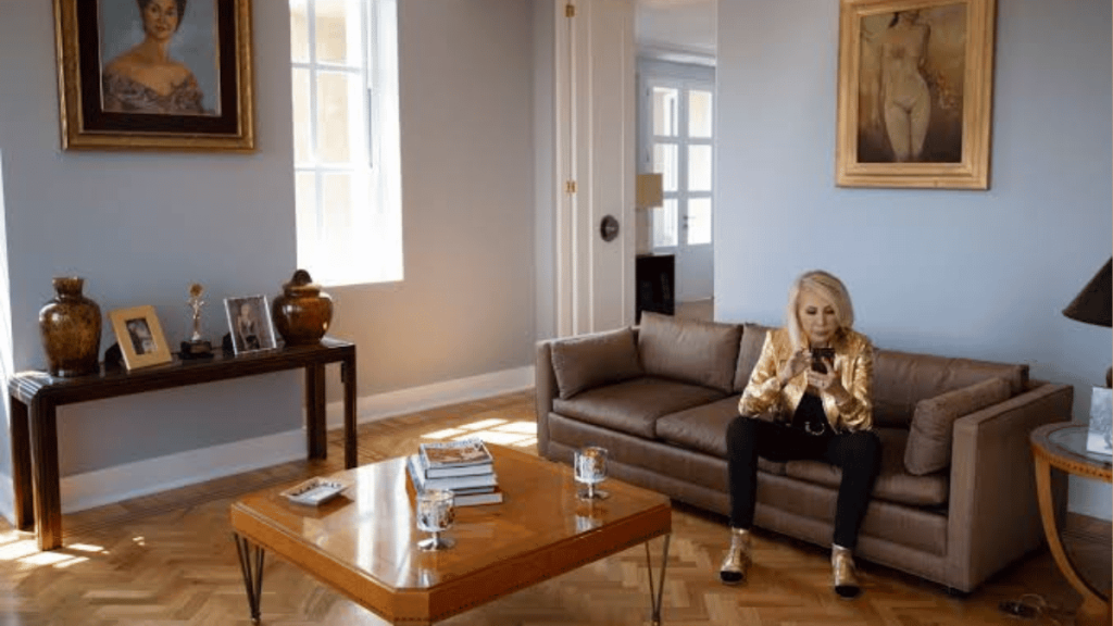 La lujosa vida de Laura Bozzo - Código Regio